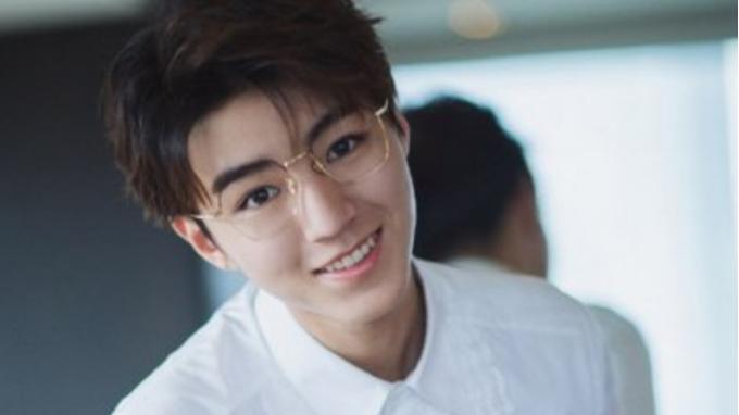 王俊凯|王俊凯春节动向惹关注！事业或受私生活影响，曝其春晚节目已被撤