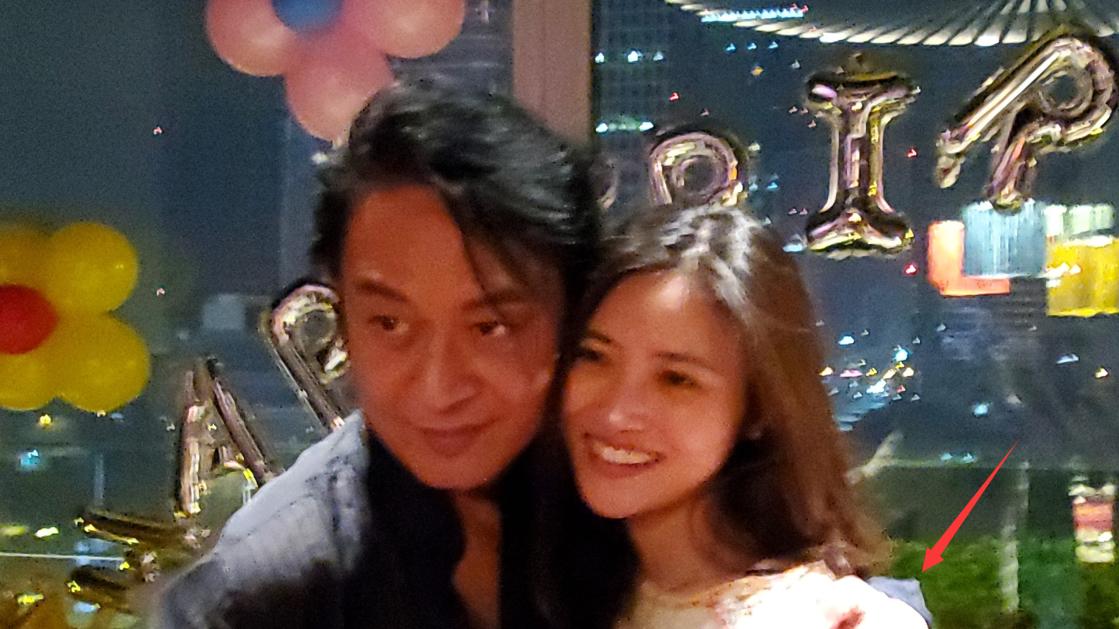 61岁马景涛疑三婚，比对方大25岁，女方公开吐槽马景涛前妻引热议