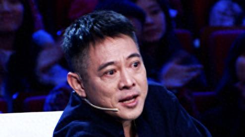 一个留守儿童, 一个名媛精英, 同是李连杰骨肉, 为何活成相反的样子