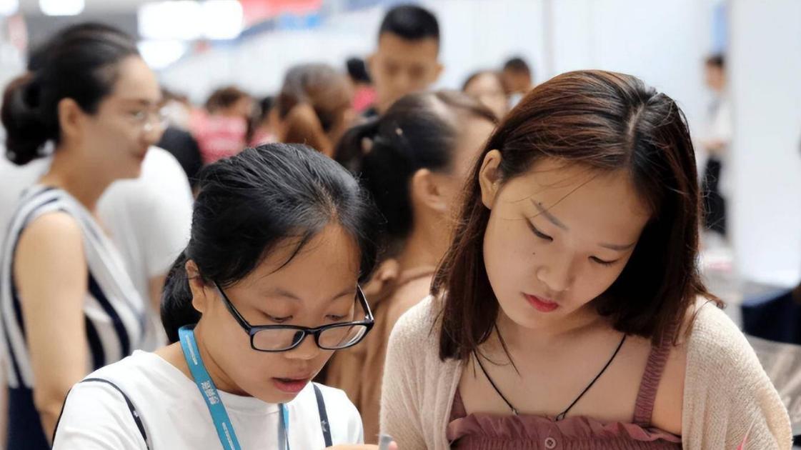小姐姐|靠人不如靠自己，“格力接班人”孟羽童离职，是金子在哪都会发光