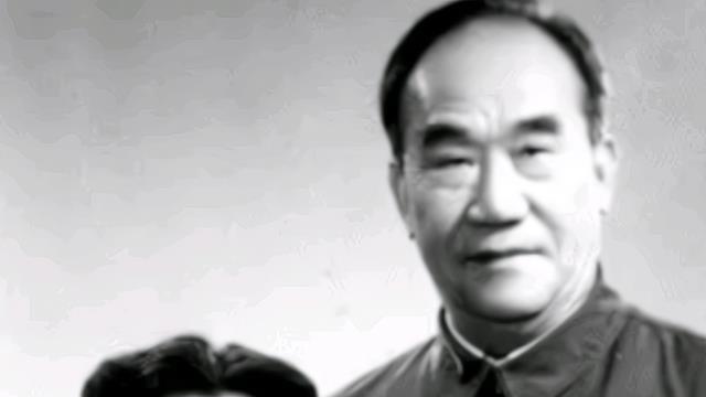 侯宝林|侯宝林帮马家解决大问题，为何遇困难不找马三立？却拜托高英培？