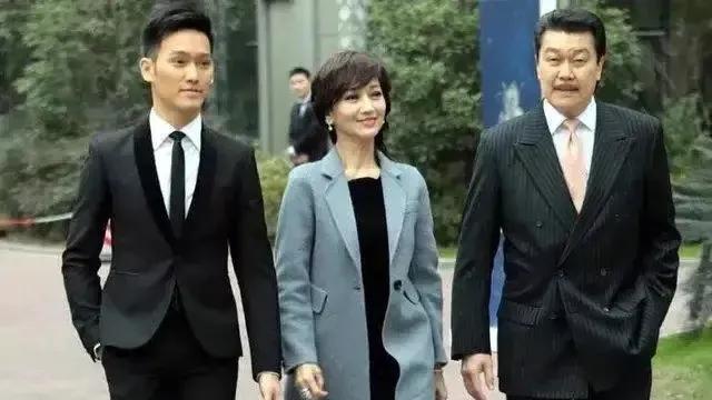 宋茜|曝赵雅芝生儿子压力大，3个儿子全未婚，彩礼婚房都是妈妈出钱