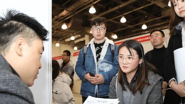 招聘|铁饭碗要被打破了？事业单位招聘兴起“备案制”，劝退不少大学生