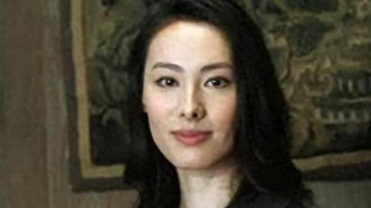 李泽楷高调迎接梁洛施回家，梁正式入主李家，郭嘉文的豪宅已经易主