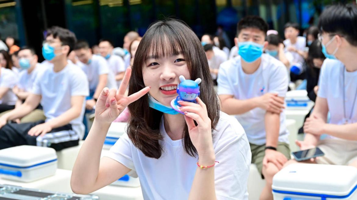 本科生|大厂校招套路深，本科生没毕业就签约，过来人：坑完了张三坑李四