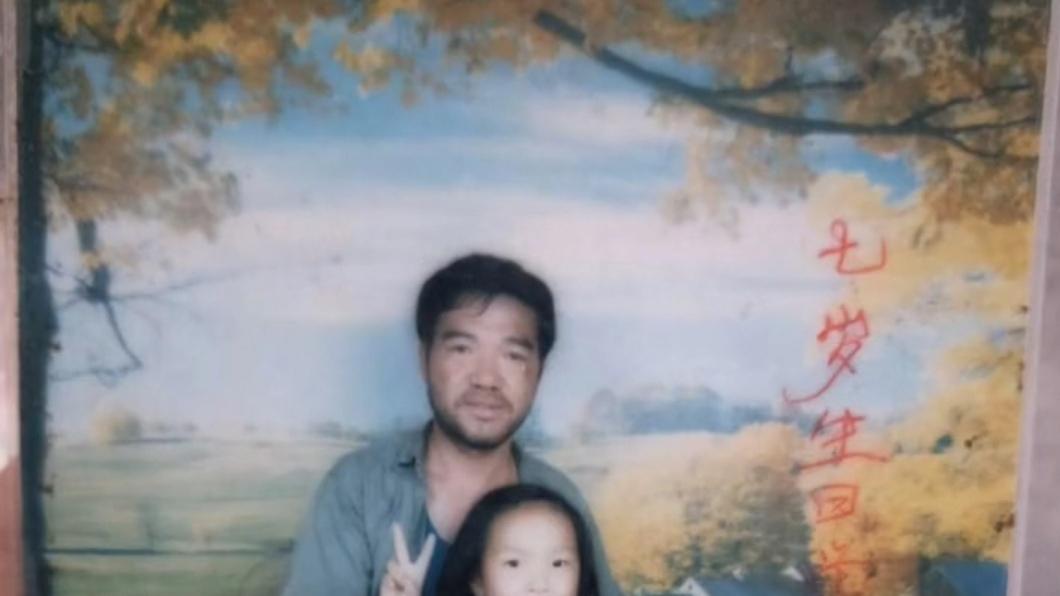 |曾经差点当上机长，成为老师后，一张照片诠释桃李满天下