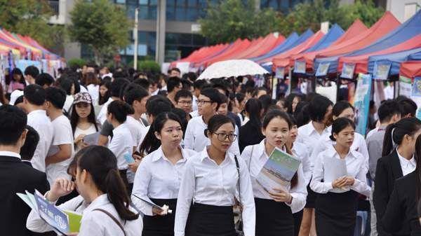 股价|东莞事后全民呼吁取消中介，整顿企业作风不良招聘，数亿人有救了