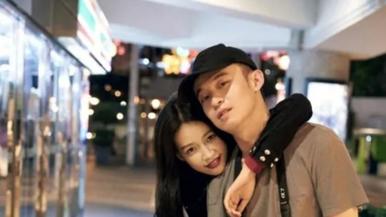 曾黎|曝恩爱明星夫妻双双出轨！女方多次剧组夫妻，男方受打击放飞自我