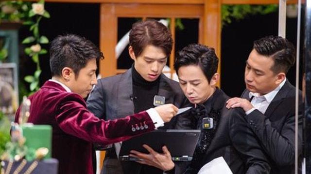 大侦探|春晚主持人官宣海报发布，撒贝宁的照片让《大侦探》的粉丝泪目了