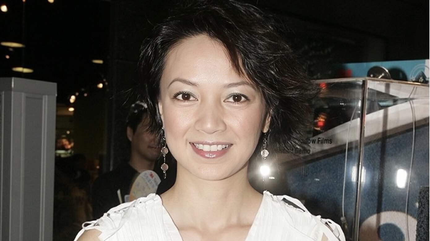 杨婉仪|香港知名女星18岁女儿高中毕业，移居国外被曝婚变，丈夫生意失败破产