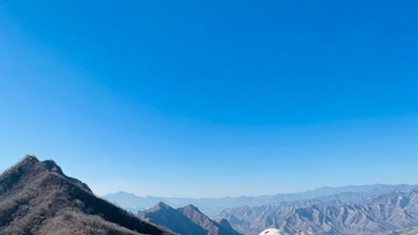 杨九郎|德云社杨九郎发文，晒七张登山照引热议，评论区说什么的都有