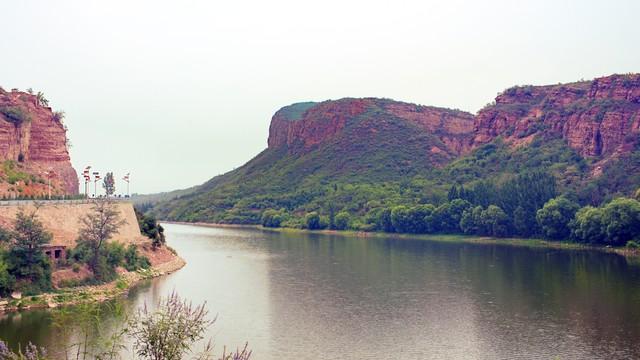 水库|夜钓水库测试新钓法，以失败告终，结论：这钓法不适合钓水库