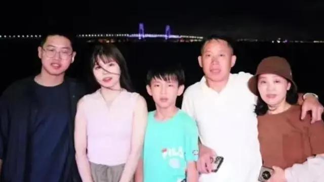 睿智！孙海洋开播回应孙卓学习压力问题，两口子教育方式真圈粉