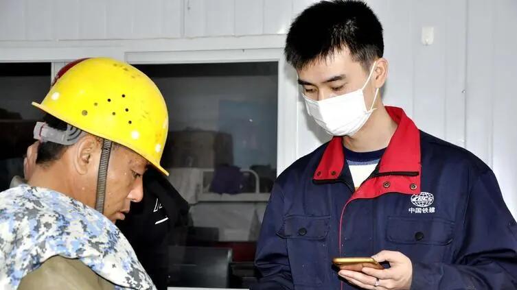 老板娘|公司让我一人做七八份工作，怎么办？