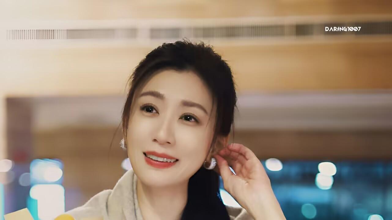 谢娜|《浪姐4》开录，谢娜酷girl装扮又美又飒，疑初舞台排名第7