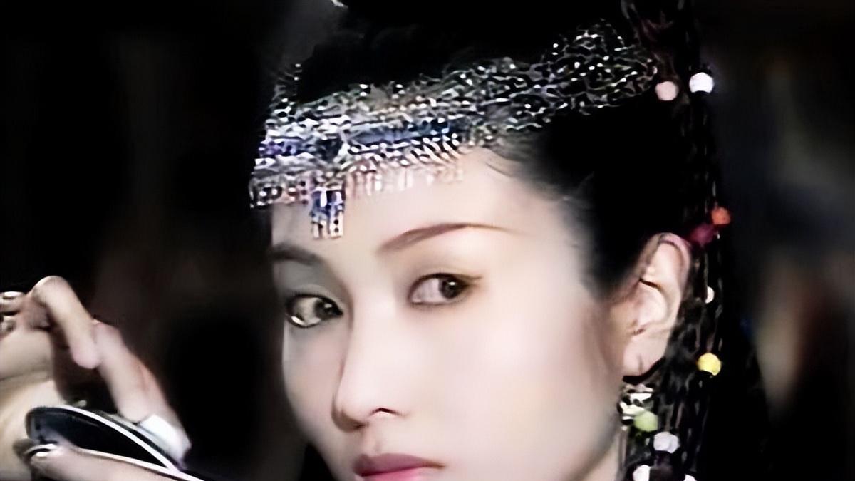 高难度姿势，收割女星，“风流教父”黄玉郎有多猛，段位太高了