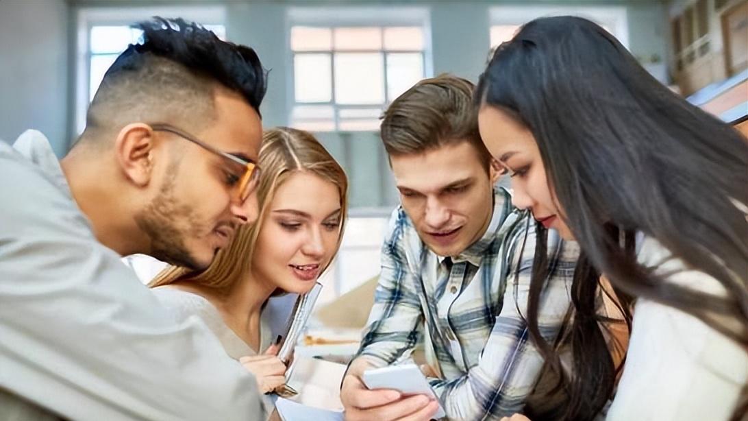 人际关系|行走职场，“睁一只眼闭一只眼”的几件事，人际关系会上一个台阶