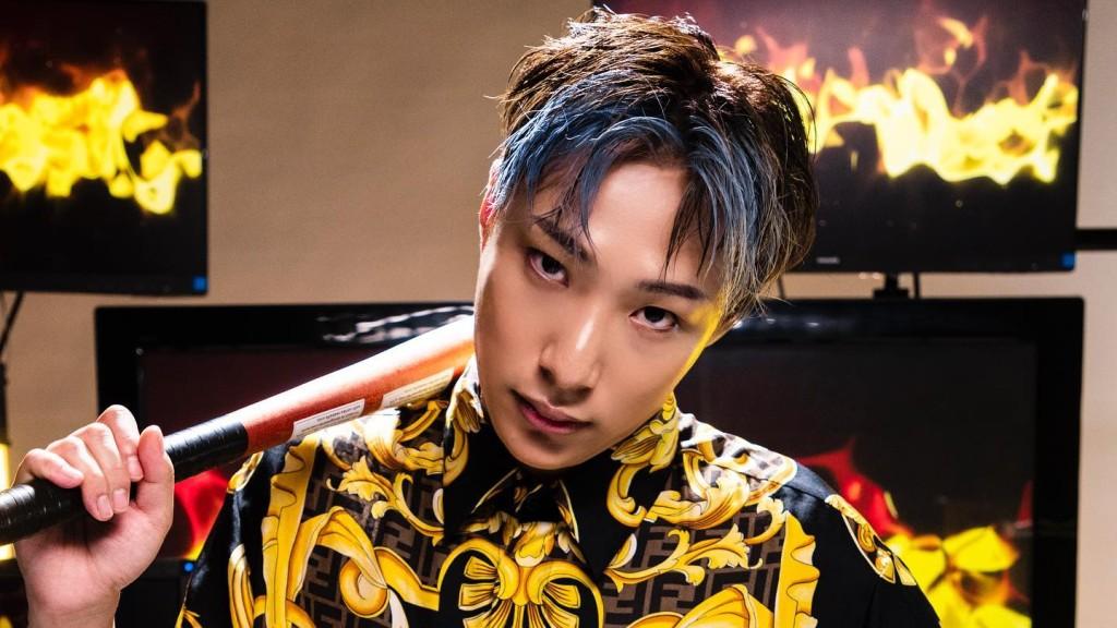 31岁港星在家中服药自杀获救，仍在抢救中，疑似感情不顺寻短见