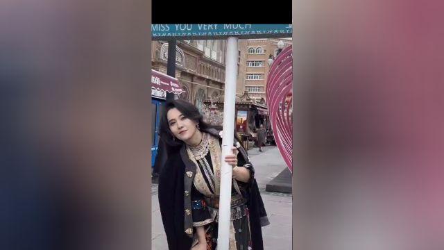 新疆维吾尔自治区|90后新疆女子拍视频宣传家乡走红，知情人: 一直钟情民宿文旅工作