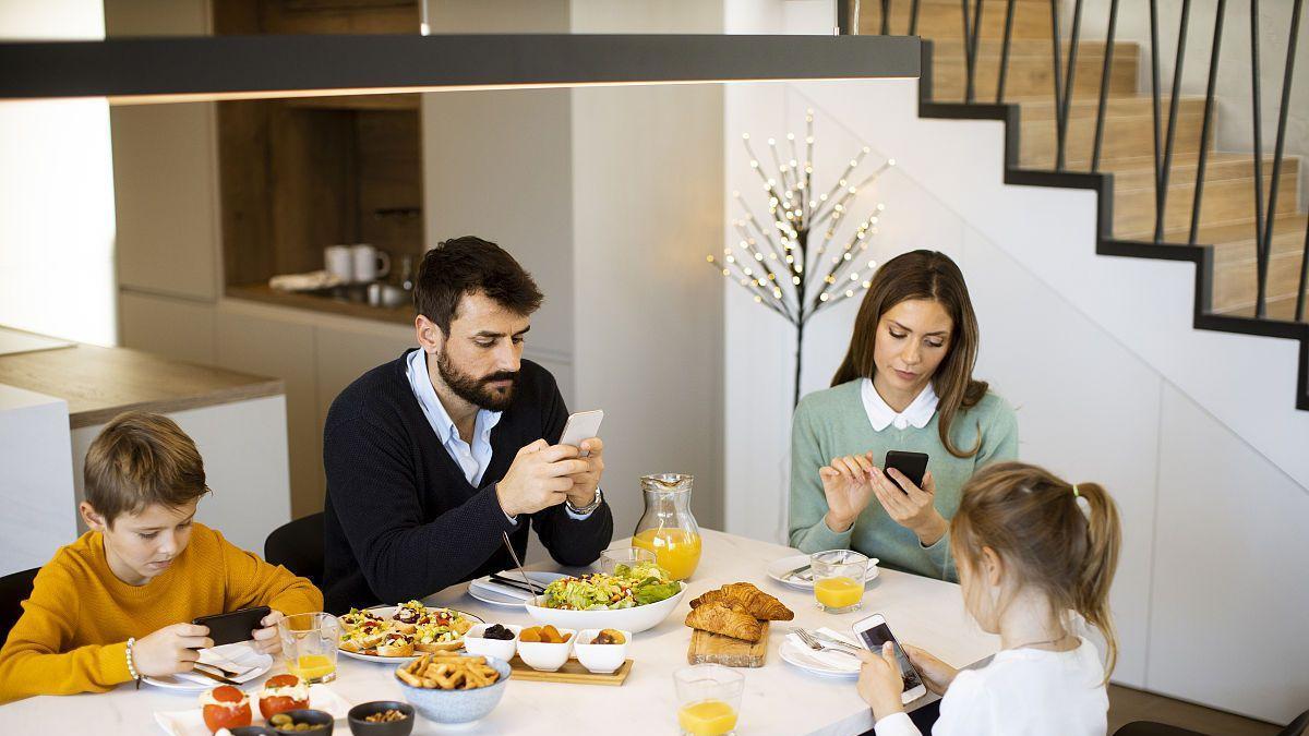 蔡天凤|蔡天凤事件重要疑点：她与谭家公的关系，好像也有些不太寻常