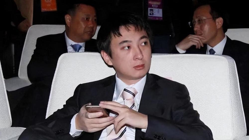 网传王思聪打人200万和解 网友：下次见他凑脸让打