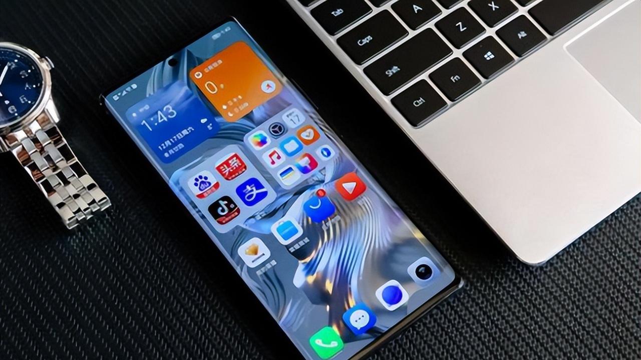 华为荣耀|荣耀80跌破2500元，2023年，到底值不值得入手呢？