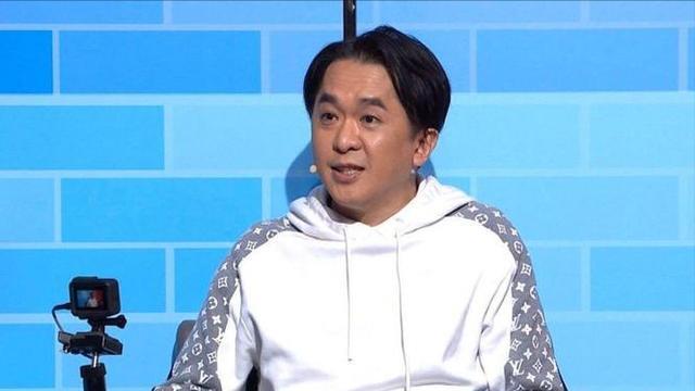 三女共侍一夫，每人每月拿50万工资，每周还有一天休息时间