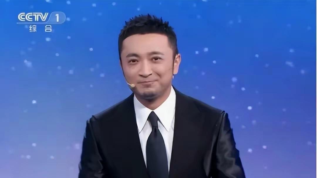 央视主持人大赛暂停播出，停播原因太明显，尼格买提撒贝宁遭抵制