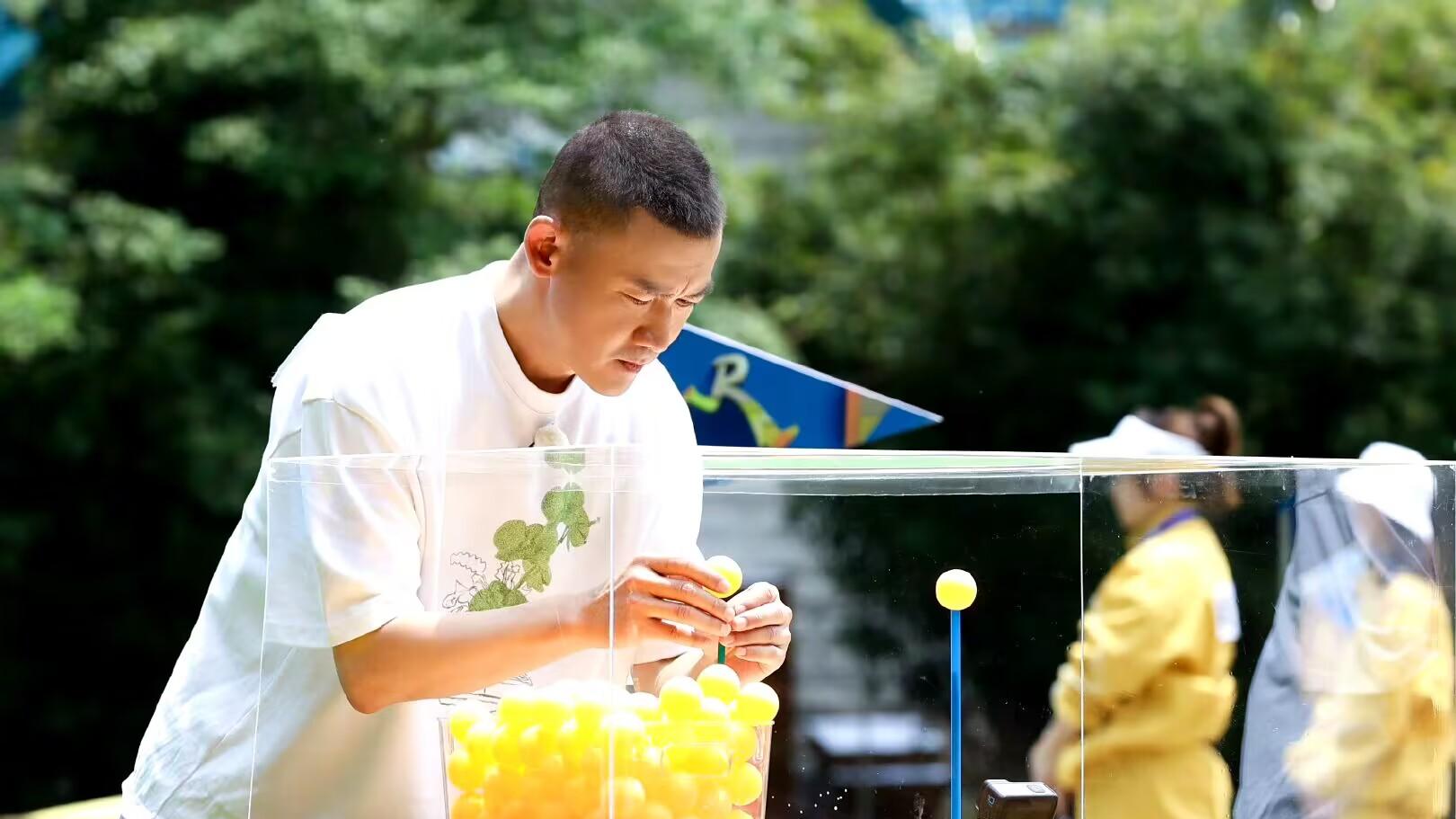 聂远|奔跑吧：“硬刚型”选手聂远综艺感拉满，看李晨孟佳表情就知道了