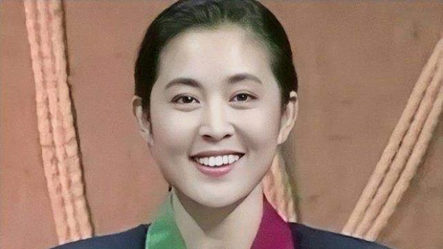 倪萍 12位“变瘦”的明星，刘雯骨头明显，倪萍变化大