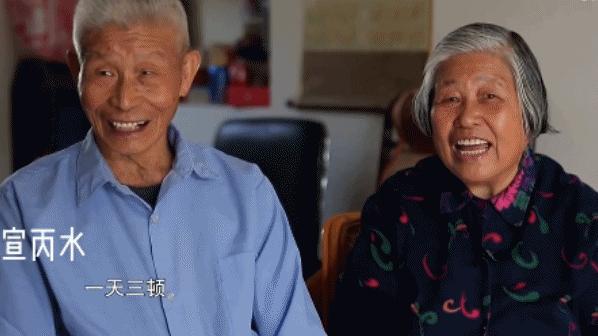 “只要我们做得动，我们会一直管下去！”夫妻帮离世邻居照顾残障儿子41年
