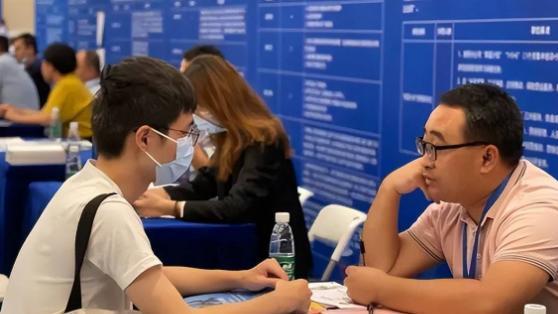 求职|未来10年值得报的6大紧俏专业，毕业后好找工作，薪资待遇也很好