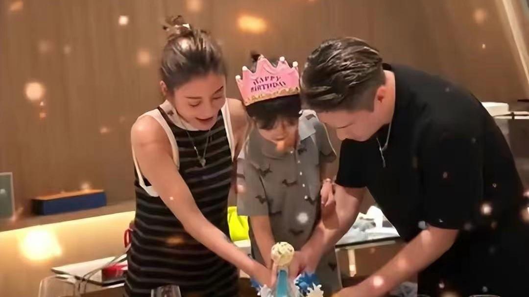 唐菀|曹云金唐菀复婚同居再添实锤？同晒娃庆母亲节，女儿五官深邃太像爸爸！