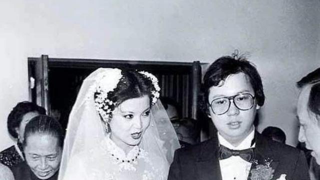 她凭“婉君”成名，24岁嫁豪门生5胎，因丈夫与王祖贤同居而离婚