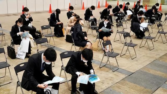 招聘|“断子绝孙”式招聘火了！企业招聘把戏多，却坑苦了应届毕业生