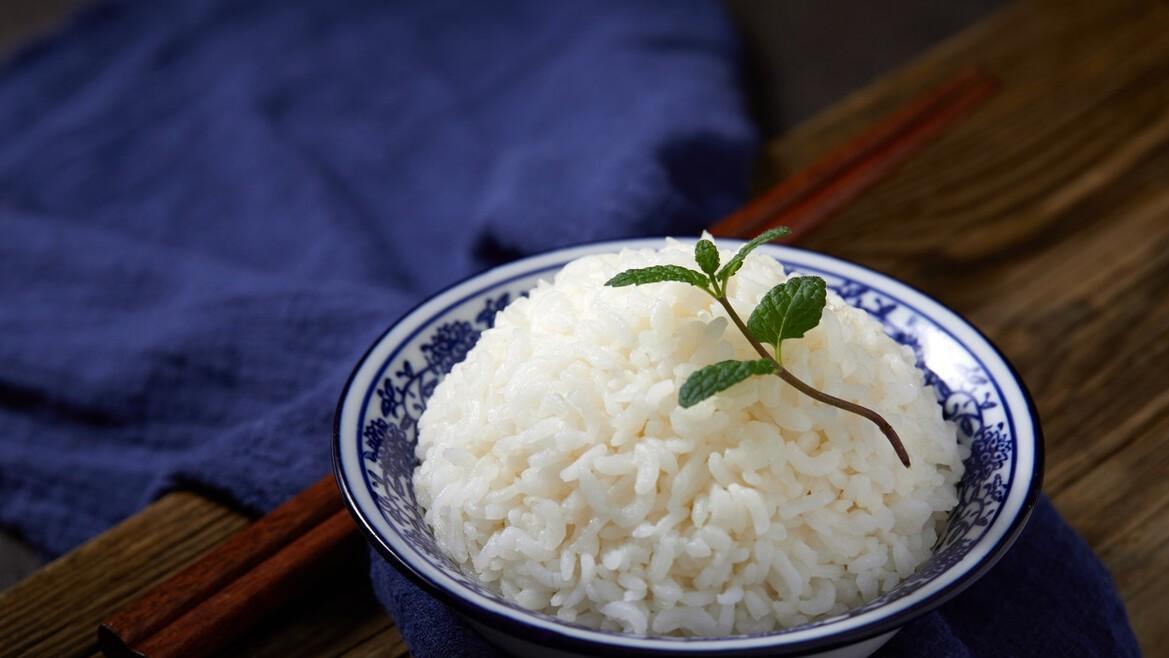 米饭|中国人花在做饭上的时间比美国人多得多，阻碍了国家的崛起？