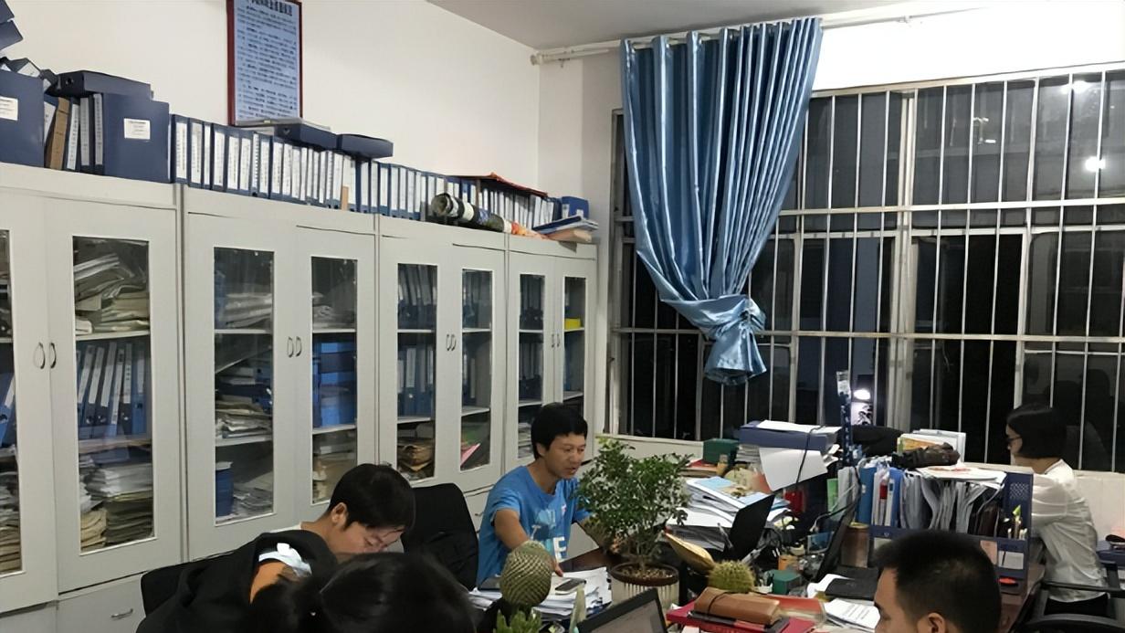 白羊座|机关“夏令时”作息表火了，你还在996、007，别人已经享受生活