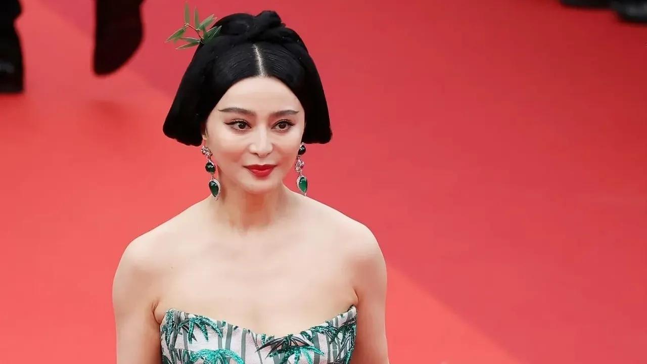 范冰冰|范冰冰在戛纳的最新造型，严重翻车了！