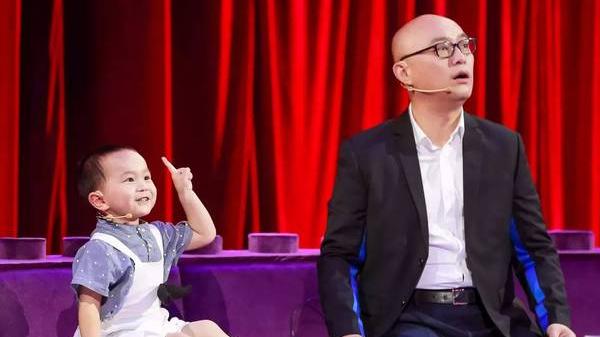 萌宝|《了不起的孩子》，3岁识千字，1秒辨歌曲遇保安萌娃却秒变怂