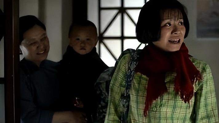 父母爱情：结过婚的德华为啥还是黄花大闺女？细节早有铺垫