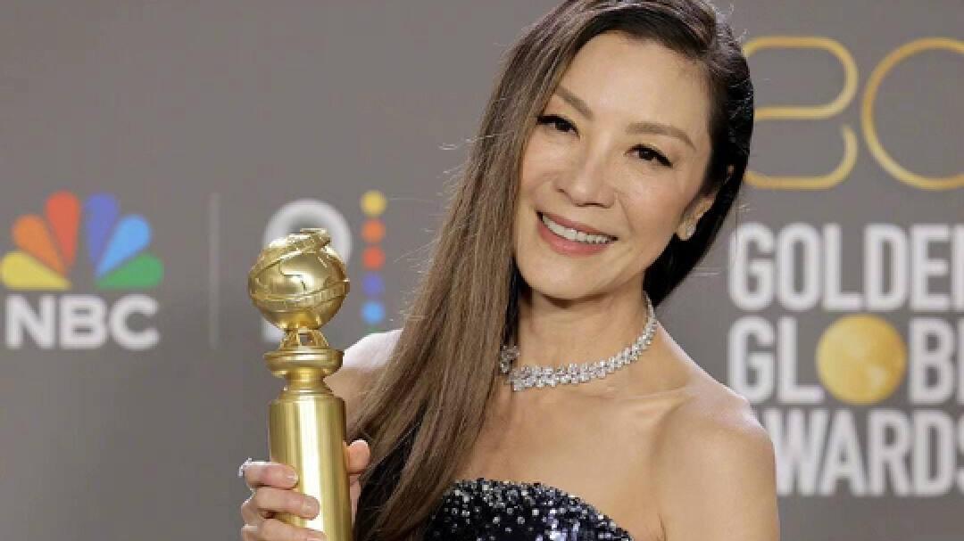 杨紫琼|60岁的杨紫琼，正在另一种“性感”的路上，越走越远！