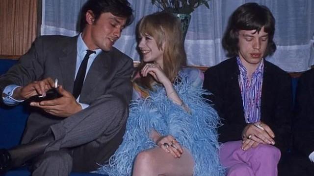 |罕见的36张照片，法国富婆的自卫手套，怀孕的玛丽莲?梦露！