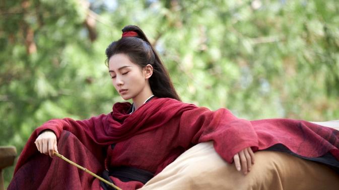 刘诗诗回应替身说，为拍打戏苦练很久却被替换？武指亲证她很敬业