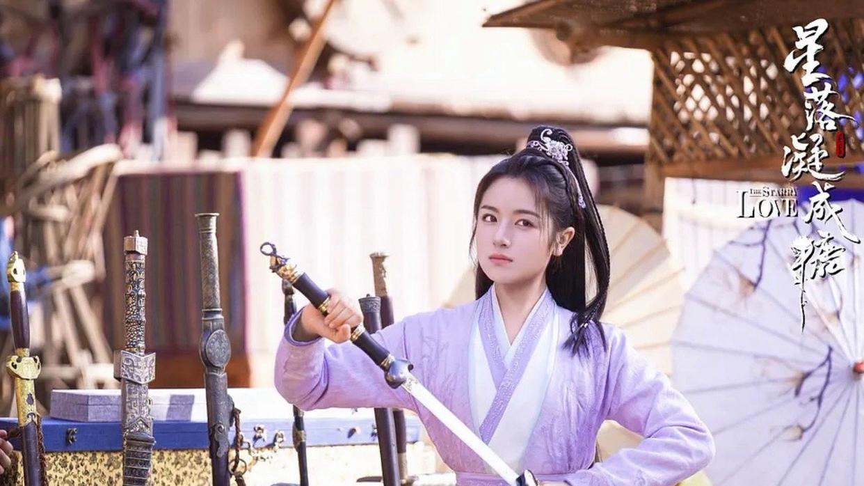 李兰迪10岁-24岁荧屏变化，五官等比例长大，神似沈傲君