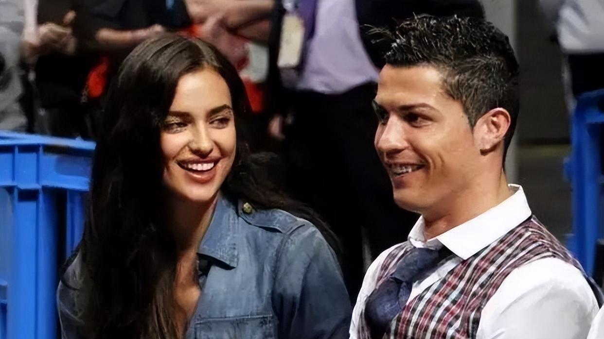 伊莲娜|近乎赤身！伊莲娜两条布带裹胸，37岁身材仍傲人，和C罗遗憾半生