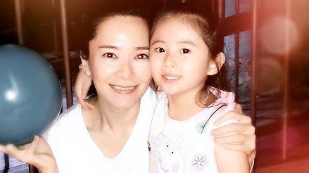 12年前，那个倒贴3套房嫁到河南农村的港姐，怎样了？