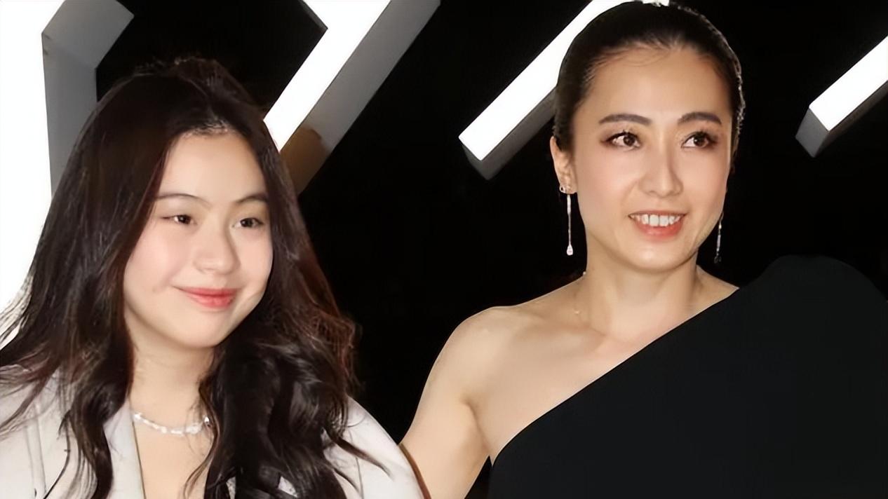 甘比|女首富甘比晒儿子新年红包，总计才上万元，内地网友觉得太寒碜