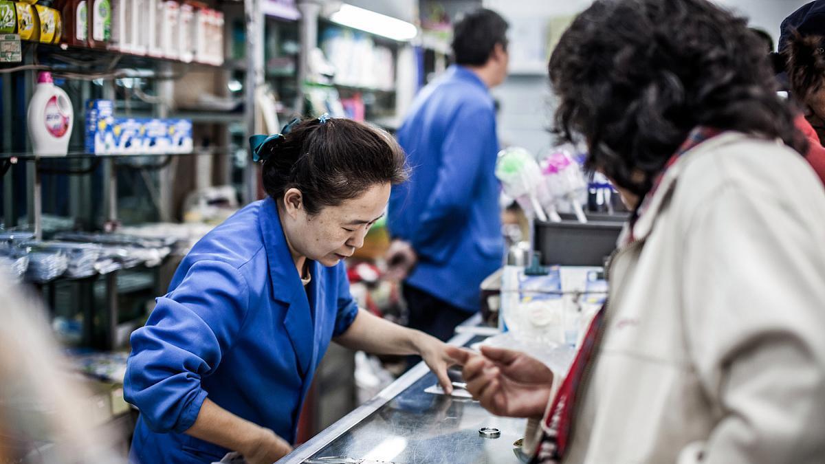 海南|海南一干部被“双开”，大搞权钱交，履历曝光晋升速度被关注