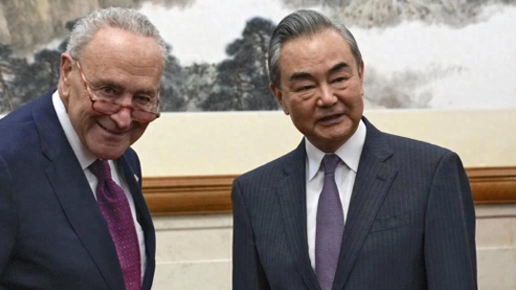 王毅会见舒默，提出3个希望，1个欢迎！舒默：中国的声明令人失望！