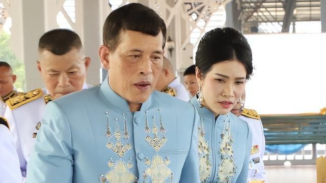 诗妮娜|诗妮娜失宠超过一年半，脱离困境希望渺茫，争不过苏提达音信全无